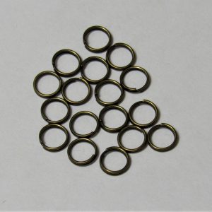 Antique Brass Plated Split Rings 5mm (16 per pack)