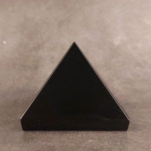 Pyramid - Black Obsidian